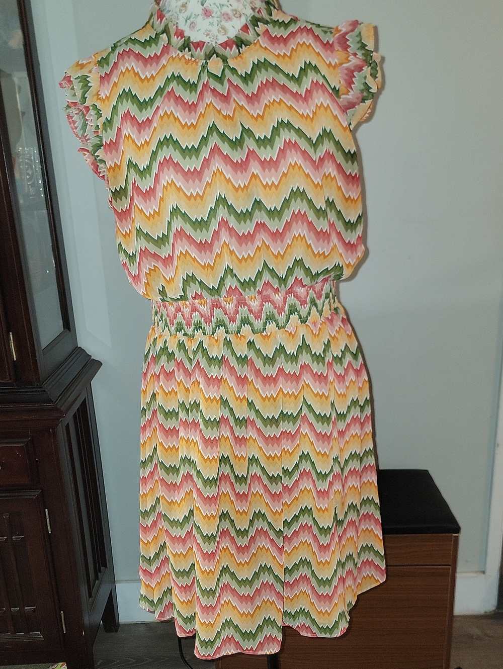 JODIFL Zigzag Ruffle-Sleeve Mini Dress in Pink, Yellow, Green, Cream